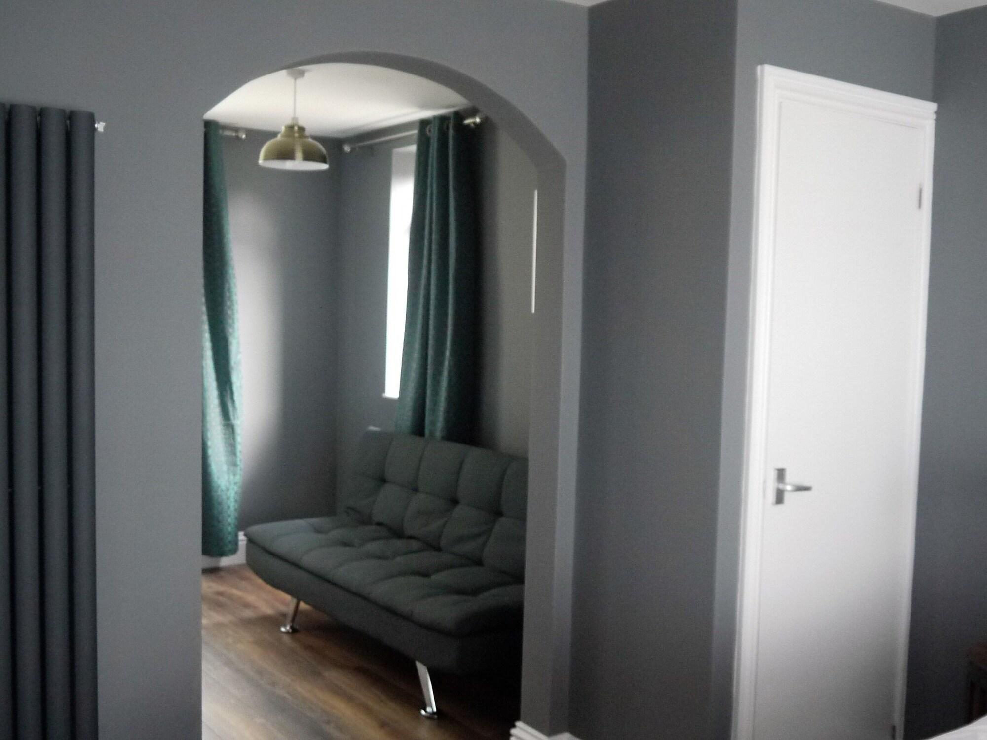 Skyline Guesthouse New Quay Extérieur photo